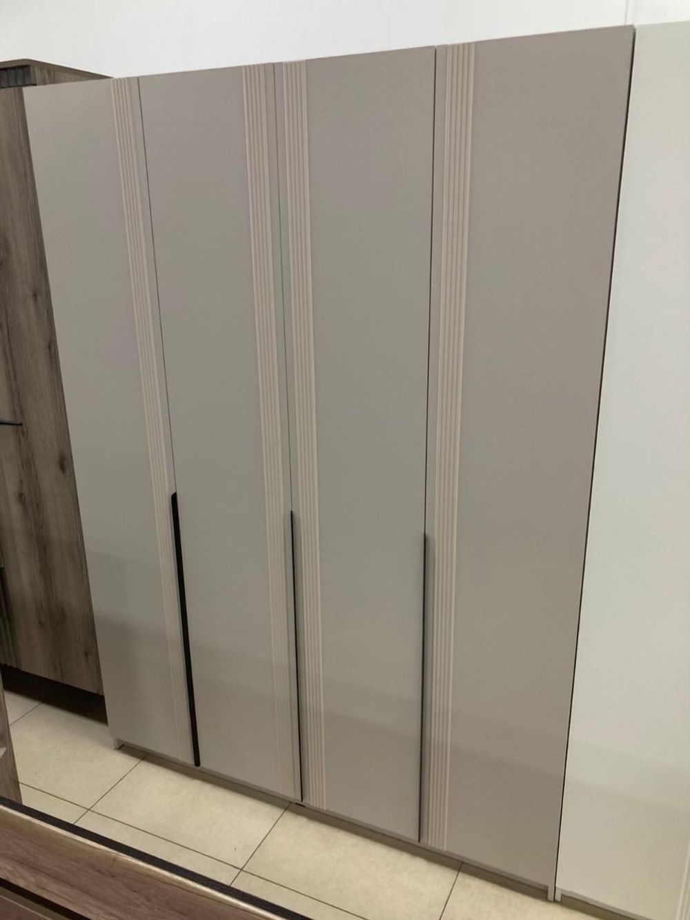 Шкаф 4-х створ. с 3-мя ящиками Ольга-6 кашемир