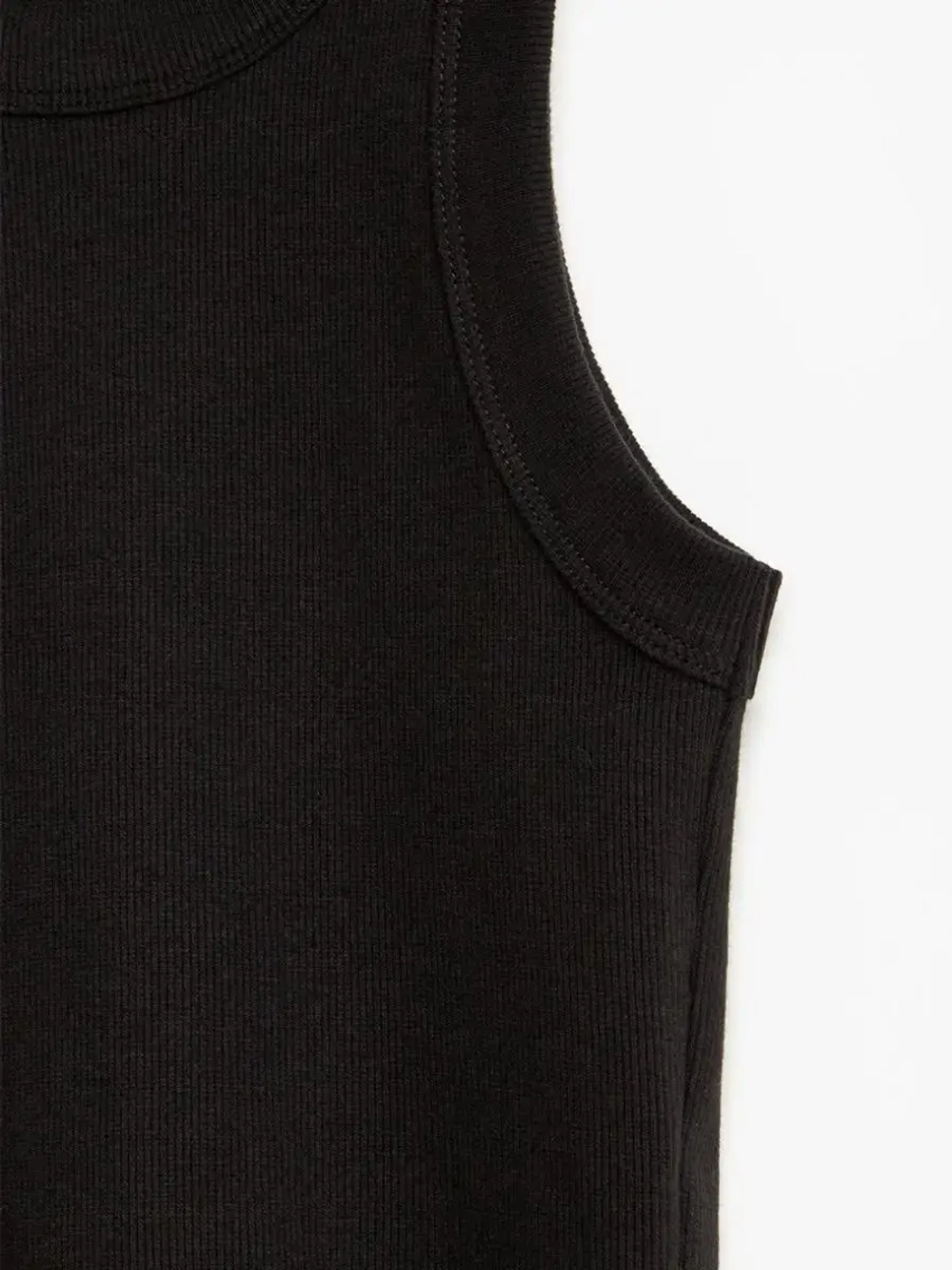 Черный кроп топ укороченный под пиджак