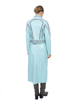 Женская бирюзовая кожаная куртка с акцентными деталями