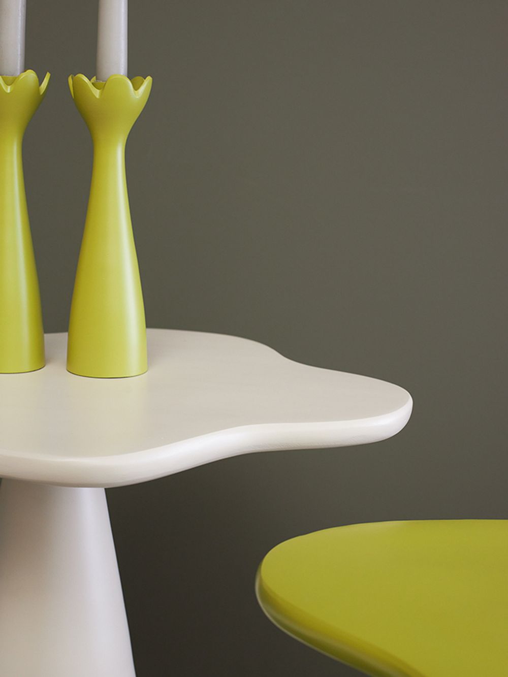 Столик приставной Fluid, 56х52 см, морская пена