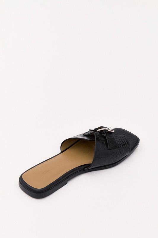 Шлепки из кожи под рептилию, черный