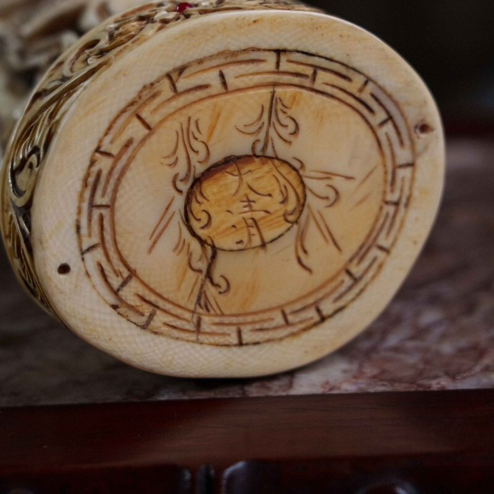 Окимоно «Небесный лев-страж» или «Собака Фо»