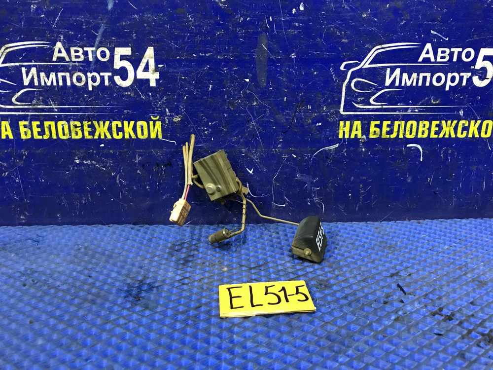 Датчик уровня топлива TOYOTA CORSA 1997