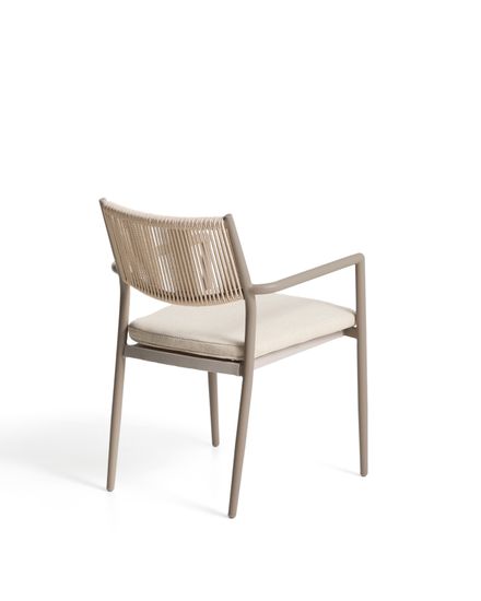 Уличный стул Argasi из алюминия бежевого цвета и веревки