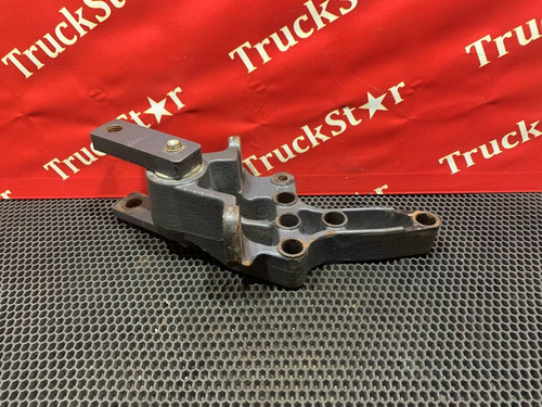 Кронштейн рессоры передней правый 2017г