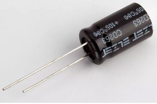 Конденсатор электролитический 220мкФ 63в 105°С CD263 / 10х17 / Elzet