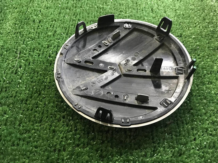 Эмблема решетки радиатора VW Polo 6 (2020-2022)