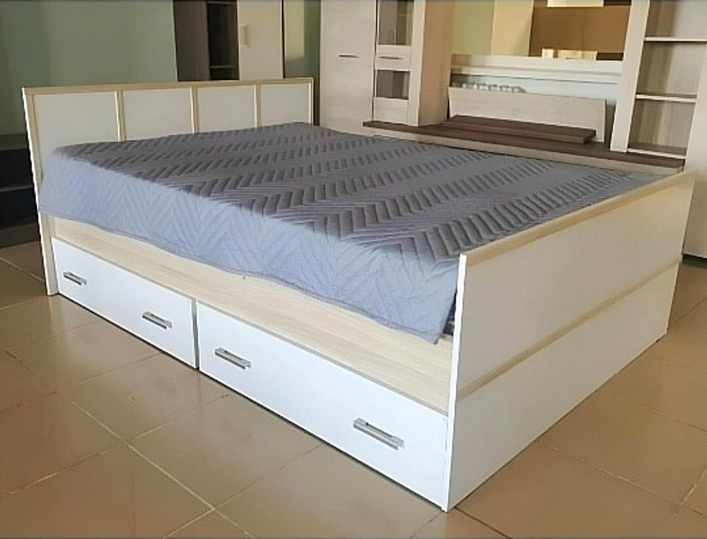 Кровать 140х200 с ящиками Сакура