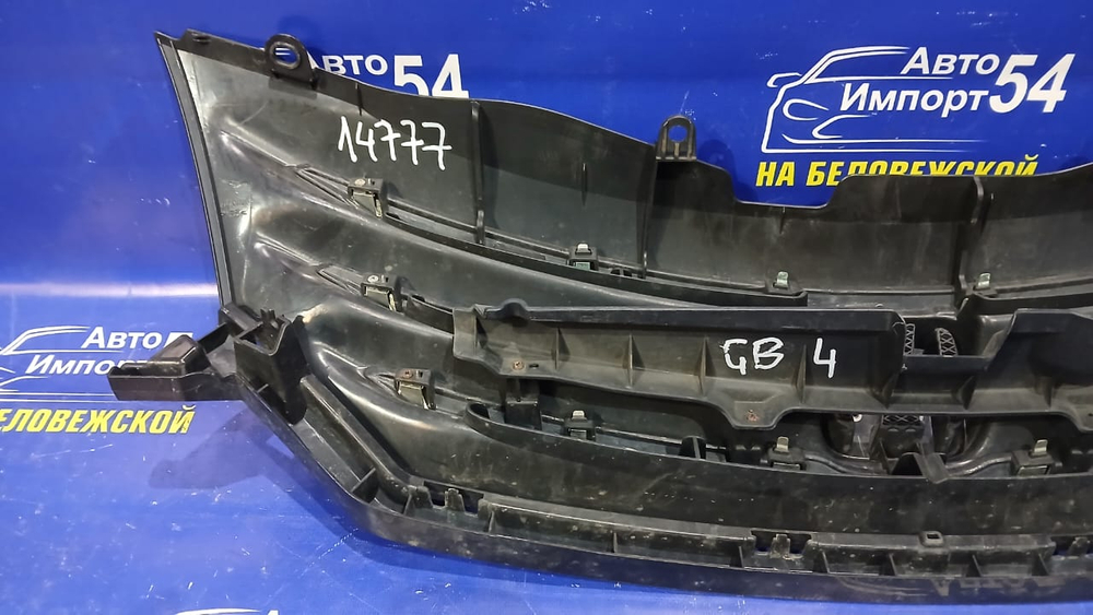 Решетка радиатора Honda FREED 2008-2011