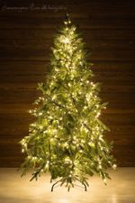 Елка с гирляндой «Валерио» (Литая+пвх) 240 см / 2,4 м