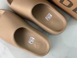 Yeezy Slide Pure 2021 Re-Release (маломерки)