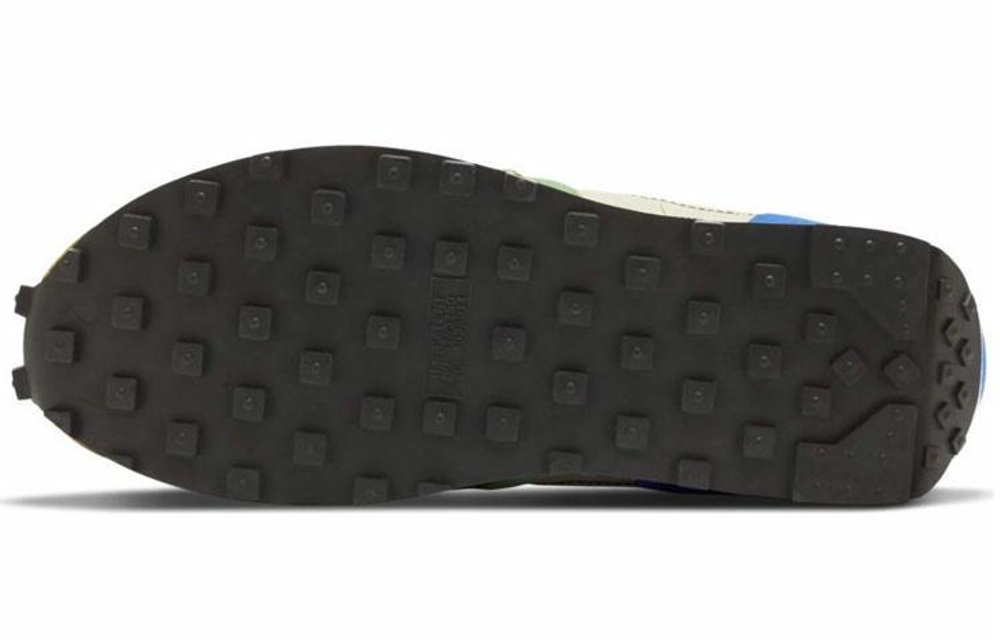 Кроссовки Nike Daybreak Type