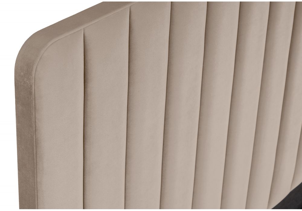 Двуспальная кровать Амелия 160х200 без ПМ бежевая