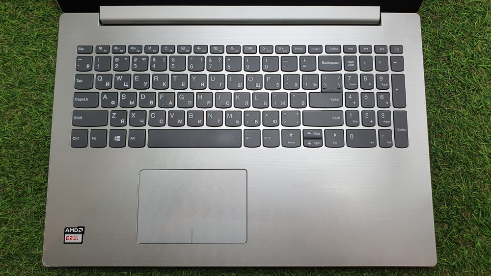 Ноутбук Lenovo AMD E2/4 Gb/FHD/IdeaPad 320-15AST [80xv00wvru]/Windows 10