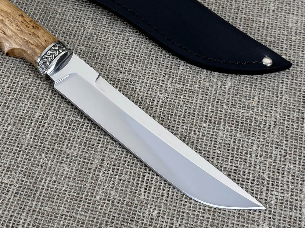 Oxoтничий нож "Атаман", сталь 95Х18, рукоять карельская берёза
