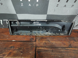 Накладка двери задней правой Geely Coolray 19-нв Б/У Оригинал 5081037900