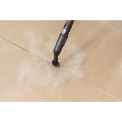 Комплект щеток для пароочистителя, предназначенных для очистки швов.