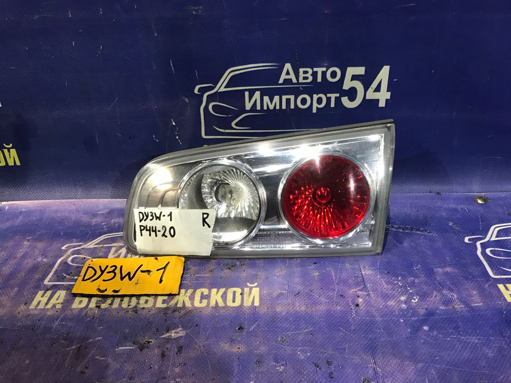 Вставка багажника правая MAZDA DEMIO 2003