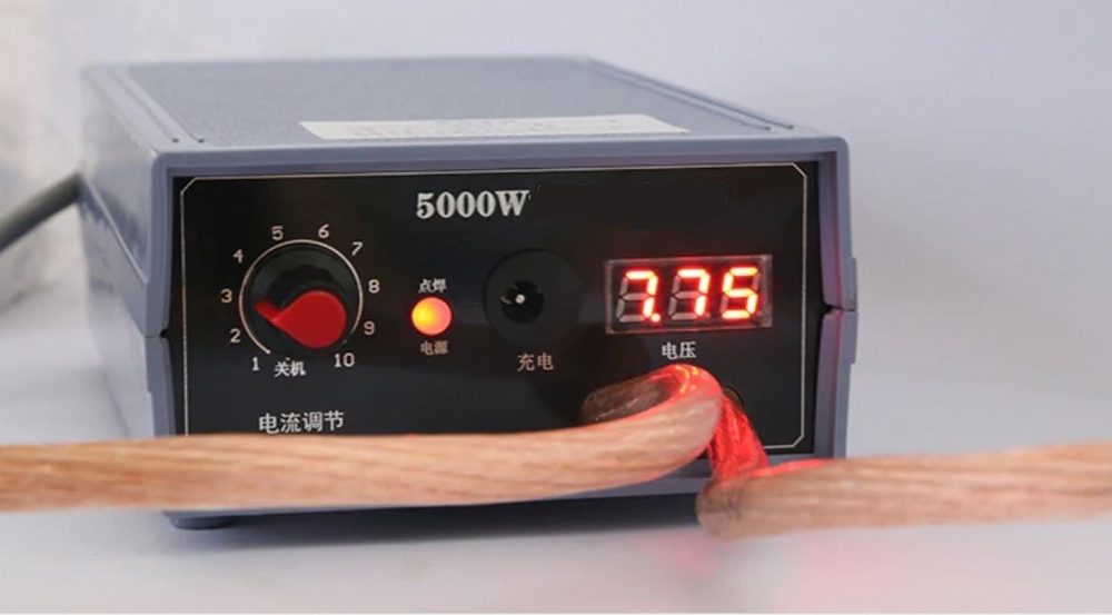 Машина для сварки аккумуляторов ET WM0.25-RP