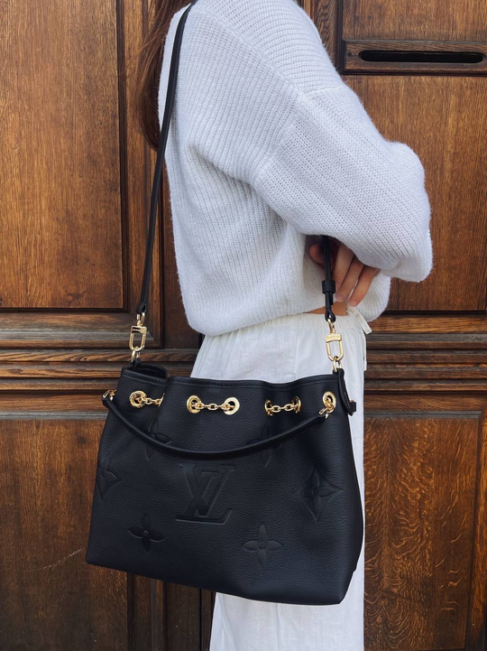 Louis Vuitton Bundle