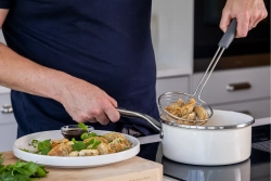 KitchenAid Ложка для процеживания Coreline серая