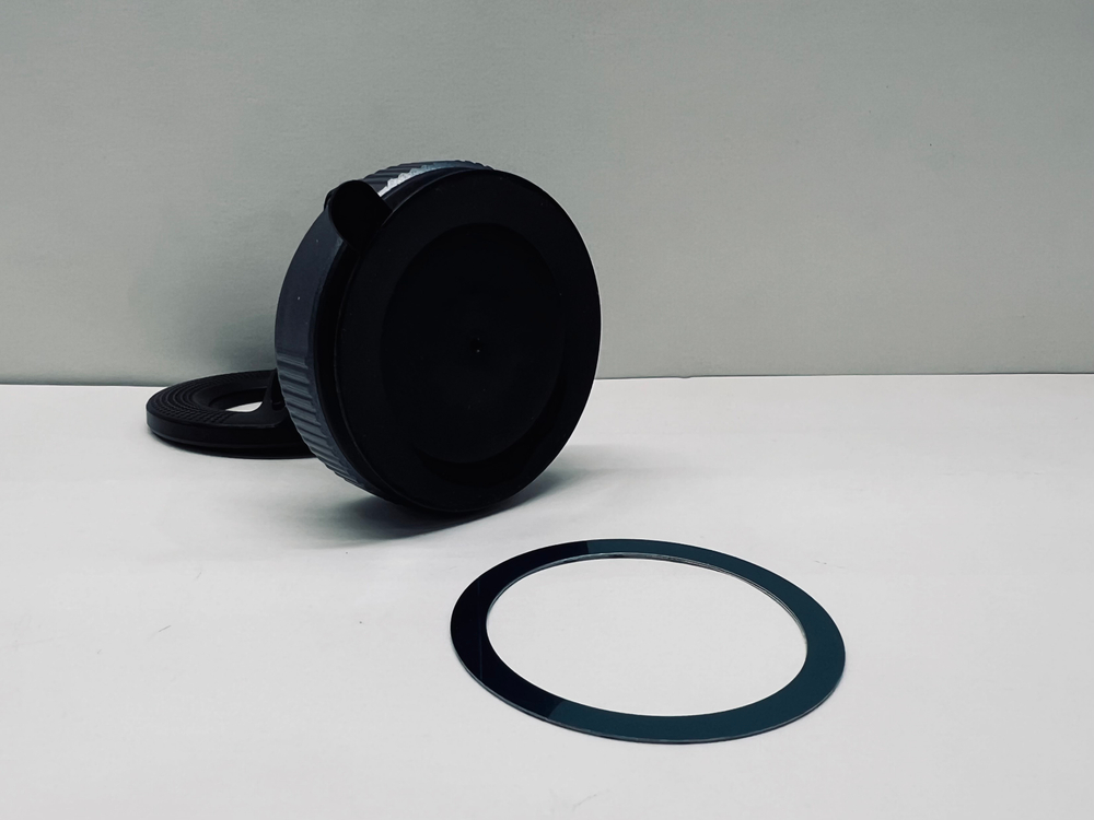 Держатель для телефона автомобильный в машину, стекло или панель, на присоске + магнит, K007, МагниТО-D (1 шт.)