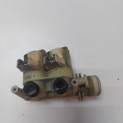Клапан подачи воды для стиральной машины Ariston C00111096 б/у
