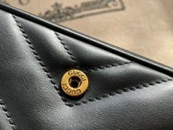 Gucci Marmont 16 cm