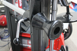 M2 Правая вспомогательная рука для автоматического шиномонтажного станка