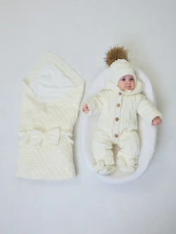 Вязаный конверт на выписку для новорожденного теплый