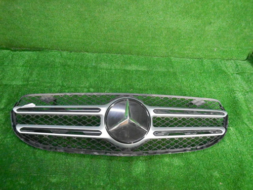 Решетка радиатора Mercedes GLC X253 (2019-2022)