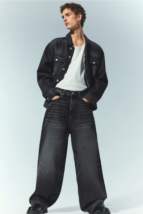 H&M Джинсы широкого кроя, черный