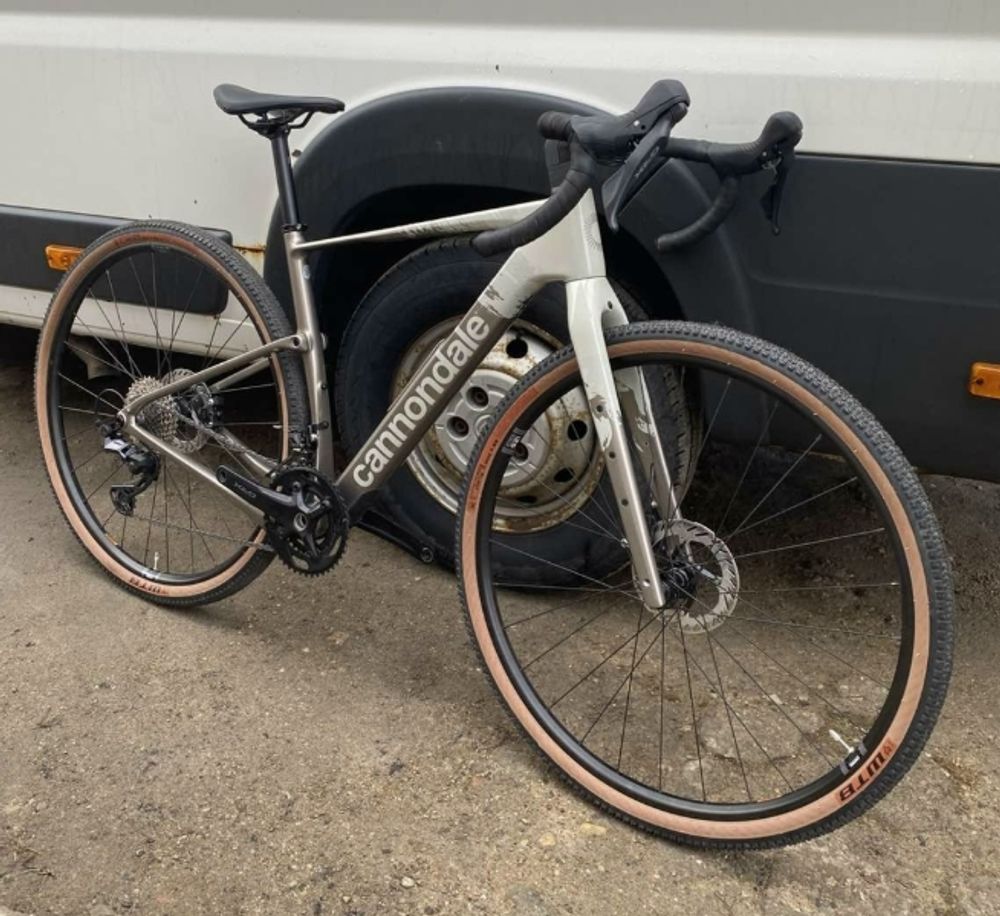 Cannondale Topstone Carbon 3 GRX 2x 2025 — высокотехнологичный гравий в каталоге «Разбор Вело» Cannondale Topstone Carbon 3 GRX 2x 2025 — высокотехнологичный гравий в каталоге «Разбор Вело»