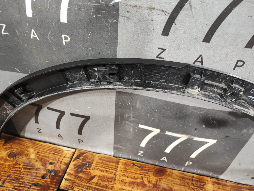 Накладка крыла заднего правого Geely Atlas 1 (NL-3) 16-22 Б/У Оригинал 6070000900661