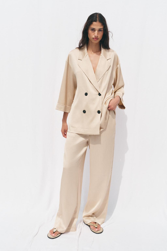 ZARA БЛЕЙЗЕР ИЗ ЖАТОЙ ТКАНИ, КАВА