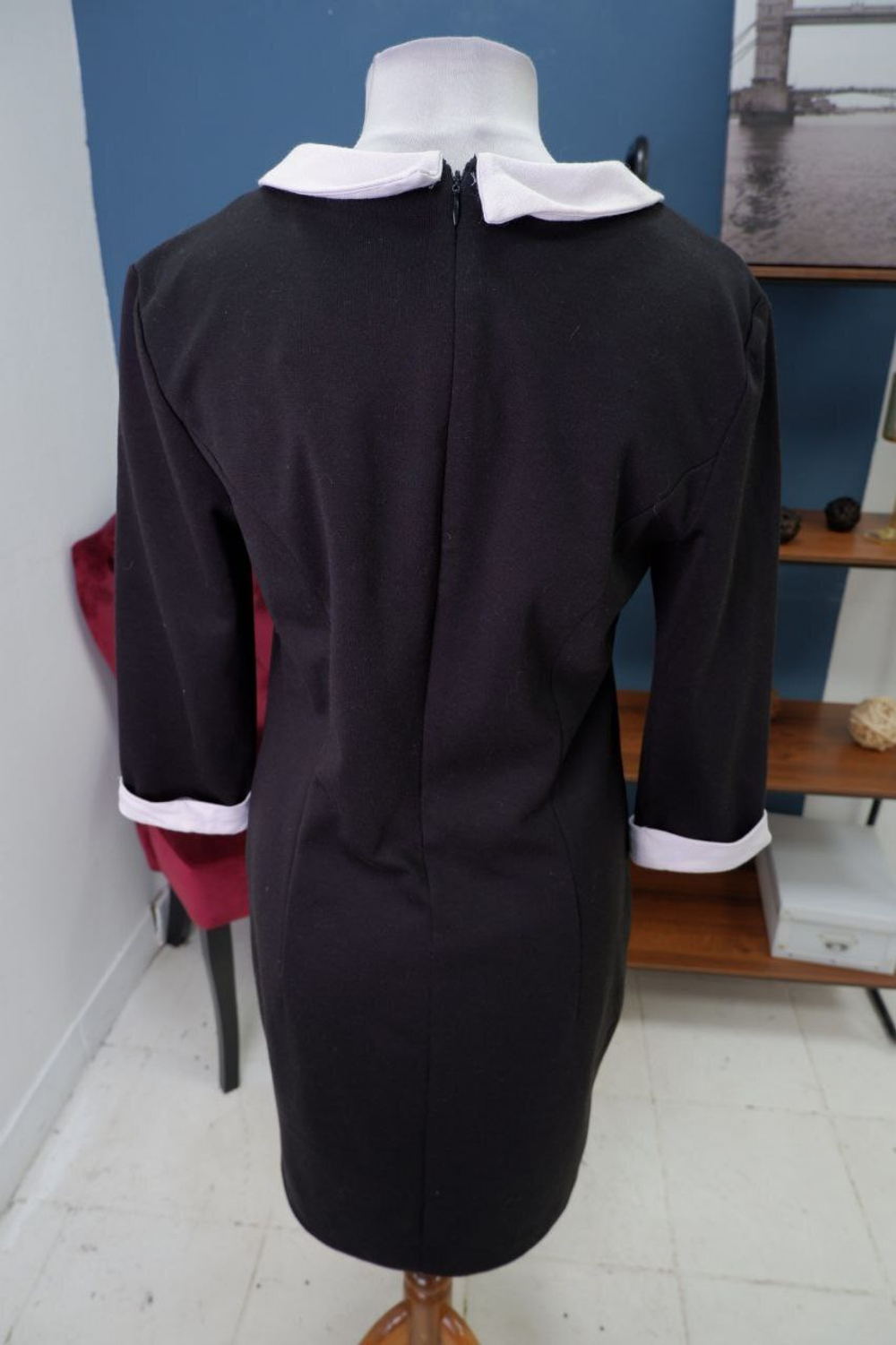 Платье Sela с манжетами 48 размер