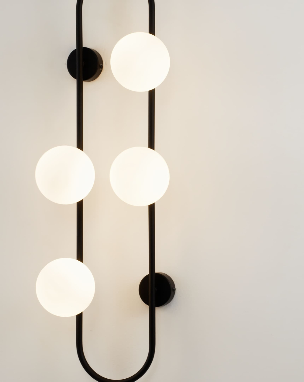 Настенный светильник Moderli V4021-4W Krona