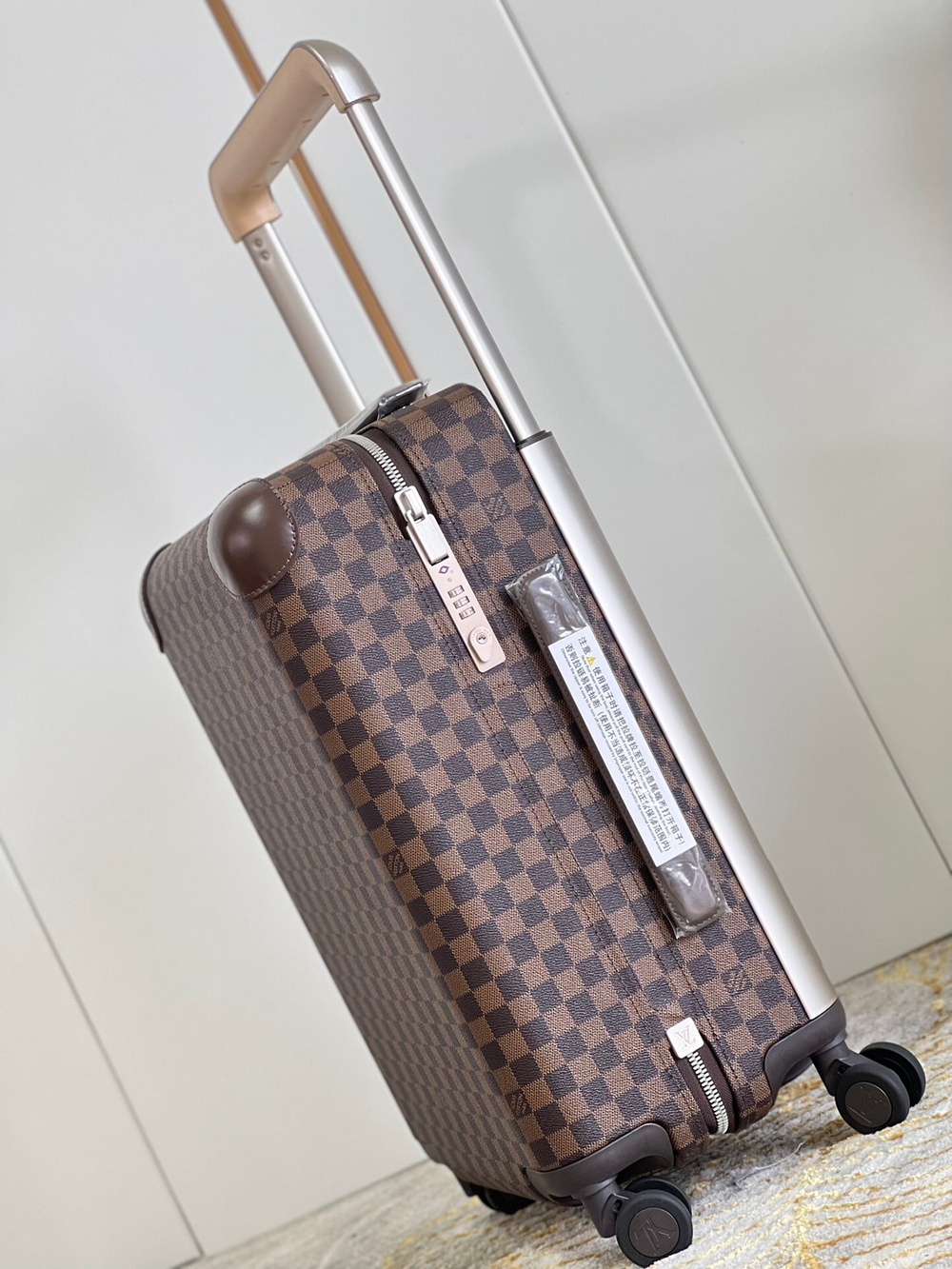 Louis Vuitton Horizon 55