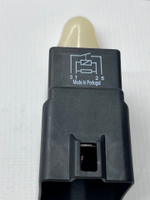 Реле обогрева стекла Volkswagen. 3B0951253. Оригинал.