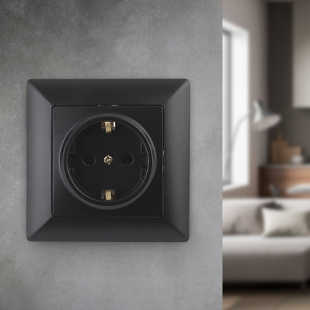 Розетка Intro Solo 4-202-05 с заземлением 2P+E Schuko, 16А-250В, IP20, СУ, антрацит