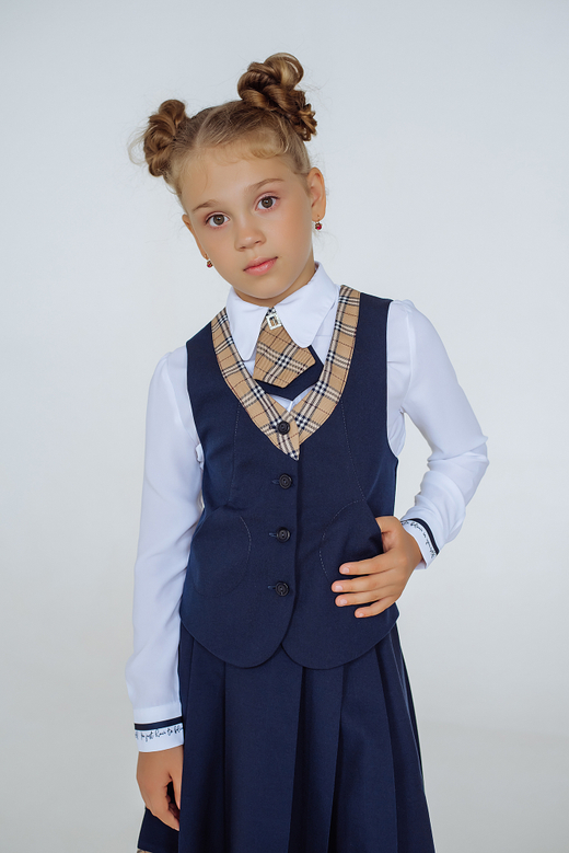 Жилет для девочки "Мячик" (полочка косая син.-беж.однотон.) коллекция "Галактика "