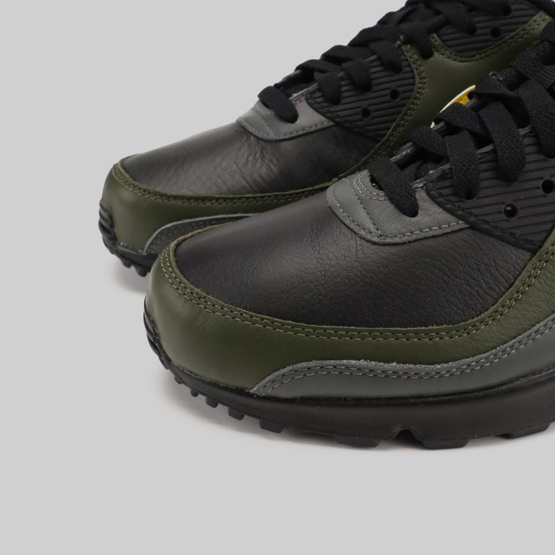 Кроссовки Nike Air Max 90 GTX артикул:DJ9779-001  - купить в магазине Дайс