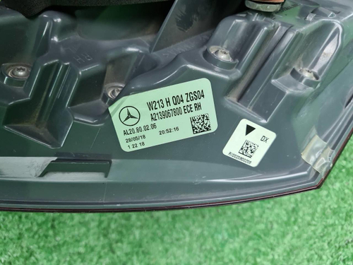 Фонарь правый Mercedes E W213 (2016-2021)