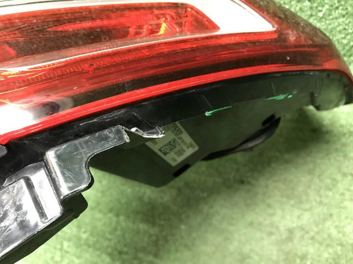 Фонарь правый Volvo XC40 (2017-н.в.)