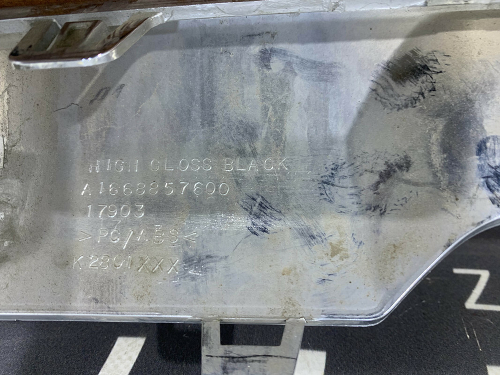 Накладка заднего бампера Mercedes GLE (W166) 15-18 Б/У Оригинал A1668857622