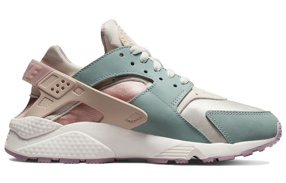 Кроссовки Nike Huarache One Mile Social Club (Женская размерная сетка)