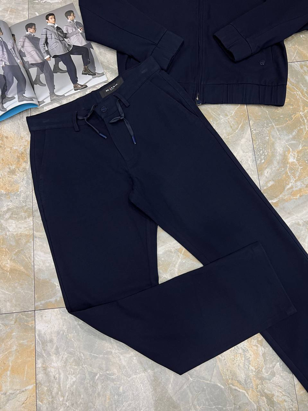 Прогулочный костюм Kiton