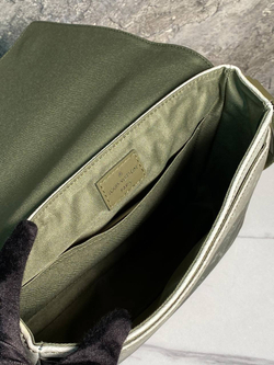 Сумка-мессенджер Louis Vuitton