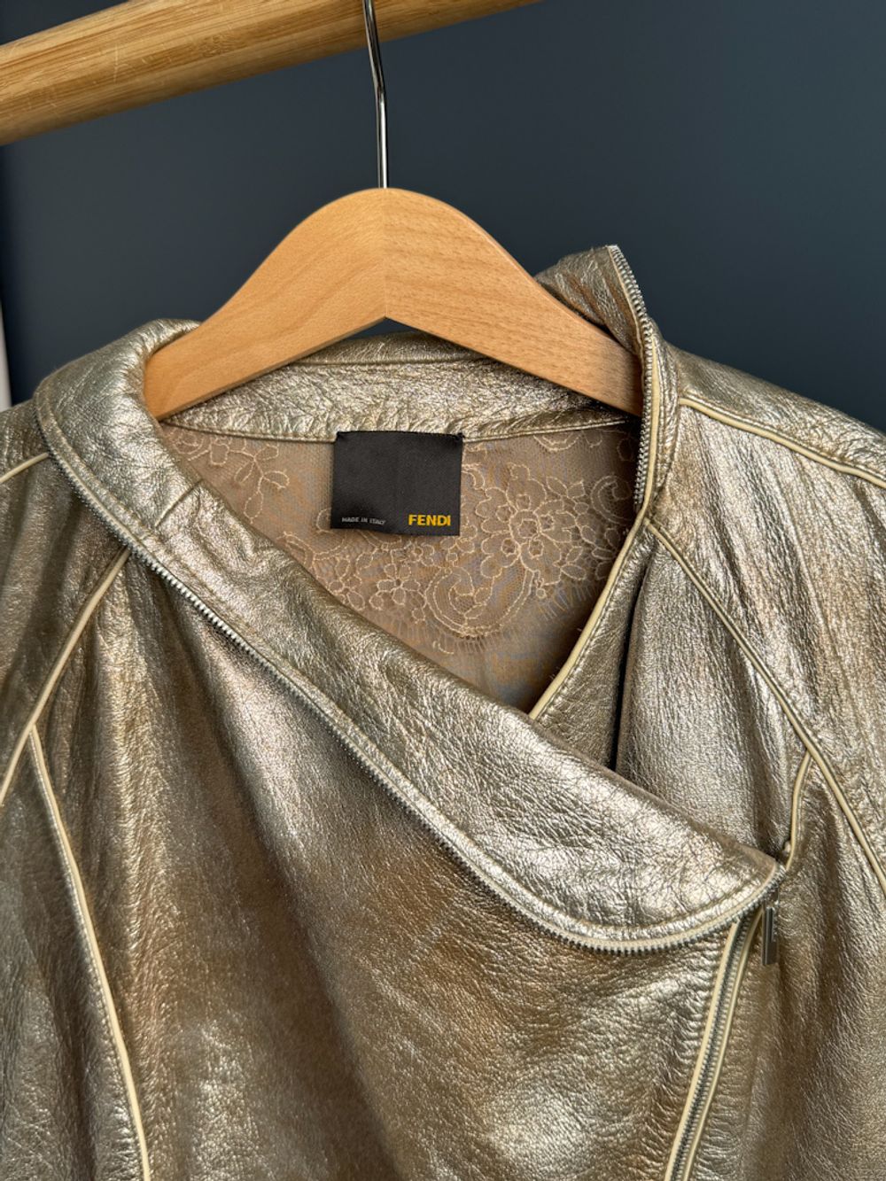 Кожаная куртка без рукавов Fendi, 152