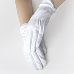 Профессиональные перчатки для демонстрации украшений